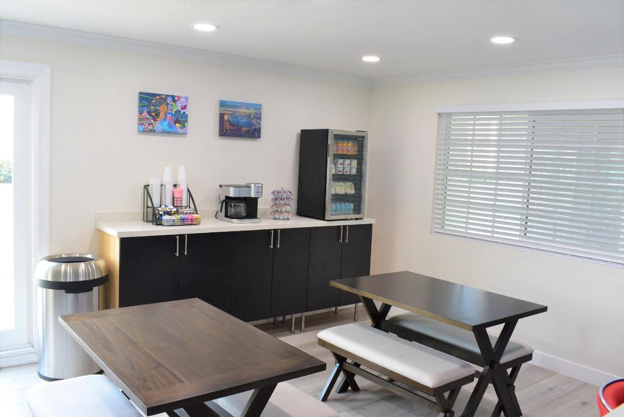 Bposhtels Anaheim Hostel Εξωτερικό φωτογραφία